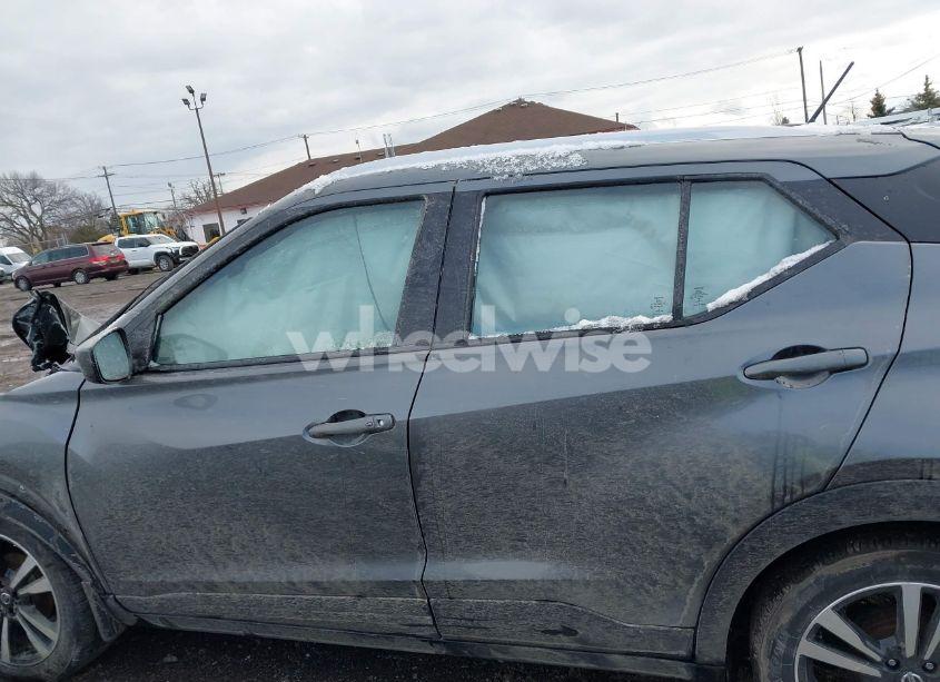 Photo 14 of 2020 Nissan Kicks SV XTRONIC CVT (VIN 3N1CP5CV4LL537249)