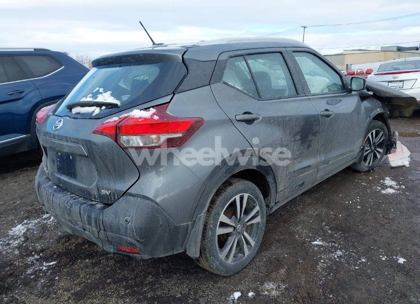 Photo 4 of 2020 Nissan Kicks SV XTRONIC CVT (VIN 3N1CP5CV4LL537249)