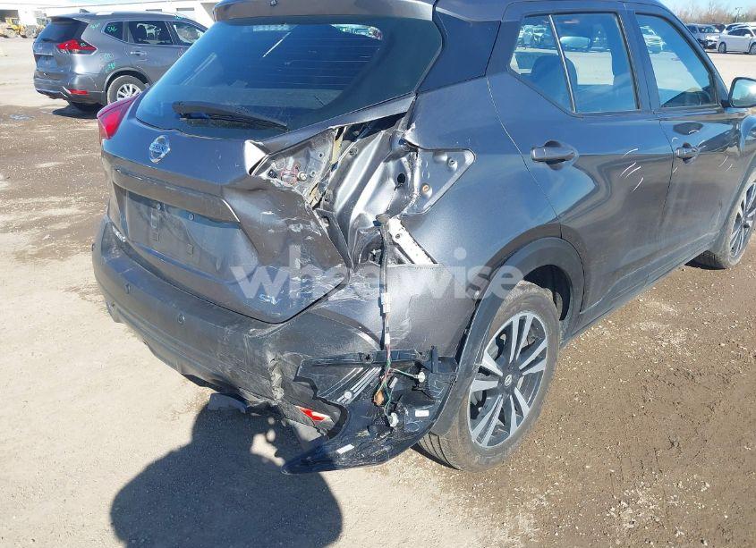 Photo 6 of 2020 Nissan Kicks SV XTRONIC CVT (VIN 3N1CP5CV4LL539325)