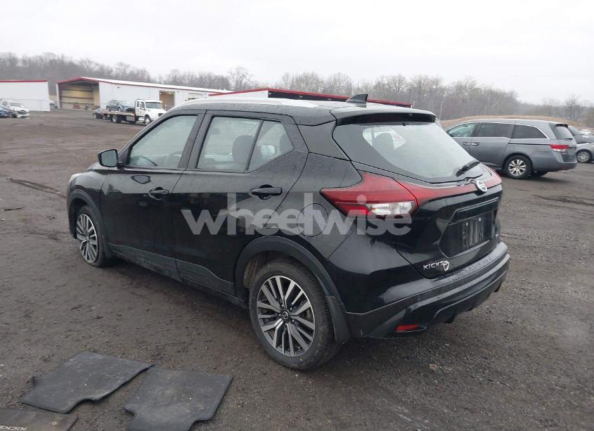 Photo 3 of 2021 Nissan Kicks SV XTRONIC CVT (VIN 3N1CP5CV4ML515026)