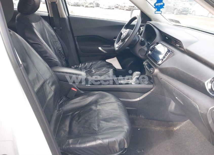 Photo 5 of 2021 Nissan Kicks SV XTRONIC CVT (VIN 3N1CP5CV4ML517584)