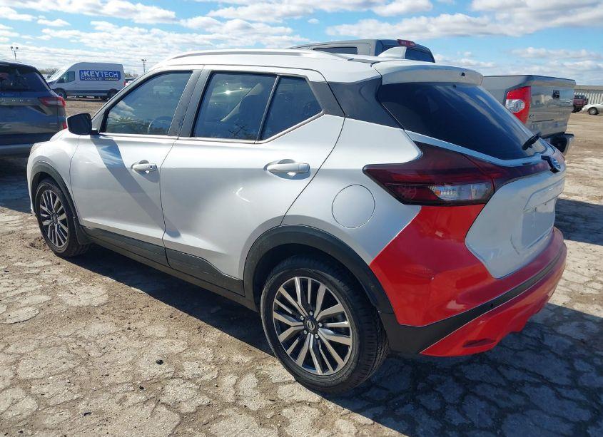 Photo 3 of 2021 Nissan Kicks SV XTRONIC CVT (VIN 3N1CP5CV4ML536779)