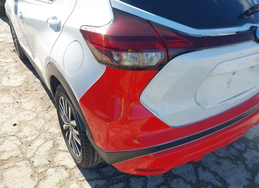 Photo 6 of 2021 Nissan Kicks SV XTRONIC CVT (VIN 3N1CP5CV4ML536779)