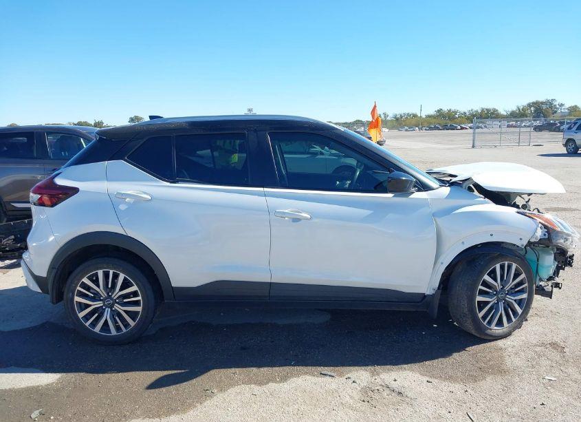 Photo 14 of 2022 Nissan Kicks SV XTRONIC CVT (VIN 3N1CP5CV4NL486158)