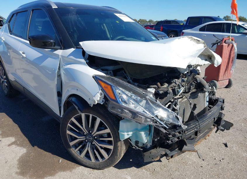 Photo 6 of 2022 Nissan Kicks SV XTRONIC CVT (VIN 3N1CP5CV4NL486158)