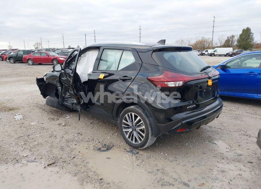 Photo 3 of 2023 Nissan Kicks SV XTRONIC CVT (VIN 3N1CP5CV4PL480623)