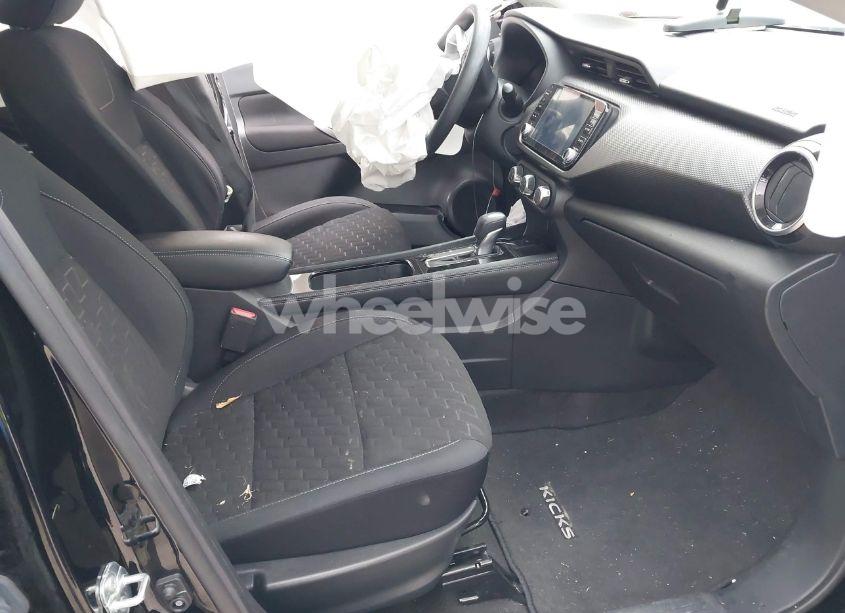 Photo 5 of 2023 Nissan Kicks SV XTRONIC CVT (VIN 3N1CP5CV4PL480623)