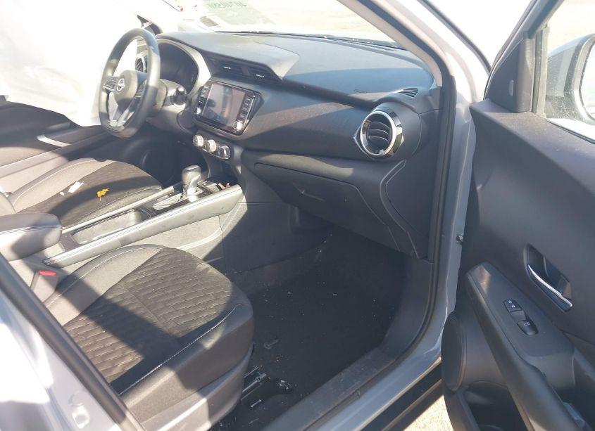 Photo 5 of 2023 Nissan Kicks SV XTRONIC CVT (VIN 3N1CP5CV4PL543719)