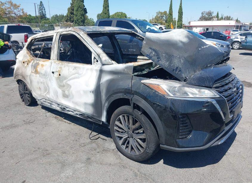 2023 Nissan Kicks SV XTRONIC CVT (VIN 3N1CP5CV4PL551366) main photo