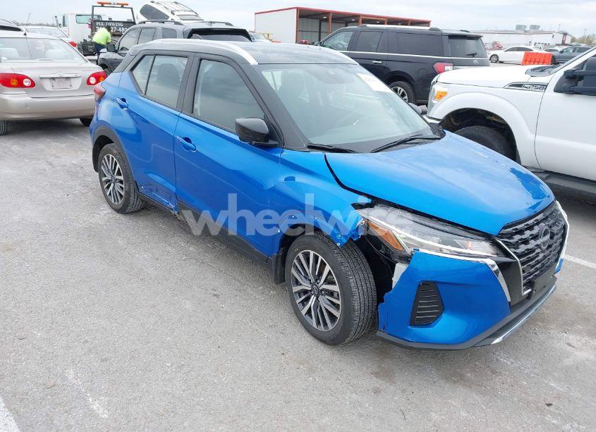 2023 Nissan Kicks SV XTRONIC CVT (VIN 3N1CP5CV4PL553358) main photo