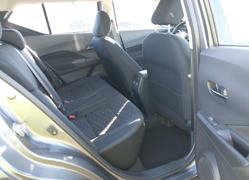 Photo 8 of 2024 Nissan Kicks SV XTRONIC CVT (VIN 3N1CP5CV4RL473139)