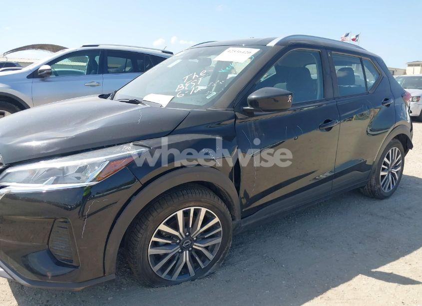 Photo 6 of 2024 Nissan Kicks SV XTRONIC CVT (VIN 3N1CP5CV4RL491057)