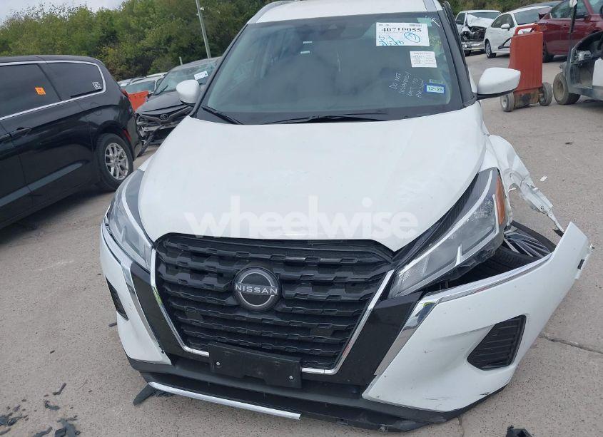 Photo 12 of 2024 Nissan Kicks SV XTRONIC CVT (VIN 3N1CP5CV4RL512764)