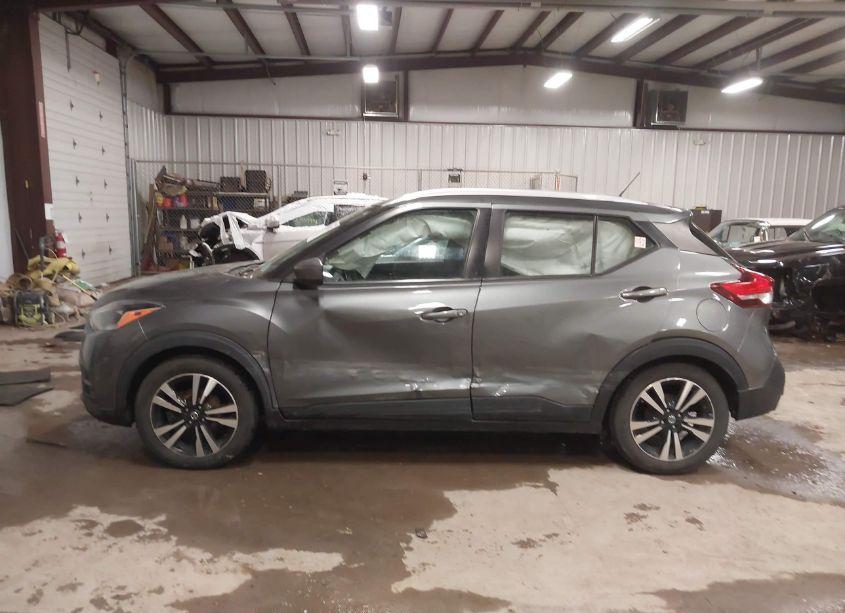 Photo 14 of 2020 Nissan Kicks SV XTRONIC CVT (VIN 3N1CP5CV5LL490622)