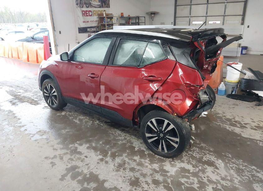 Photo 3 of 2020 Nissan Kicks SV XTRONIC CVT (VIN 3N1CP5CV5LL520959)