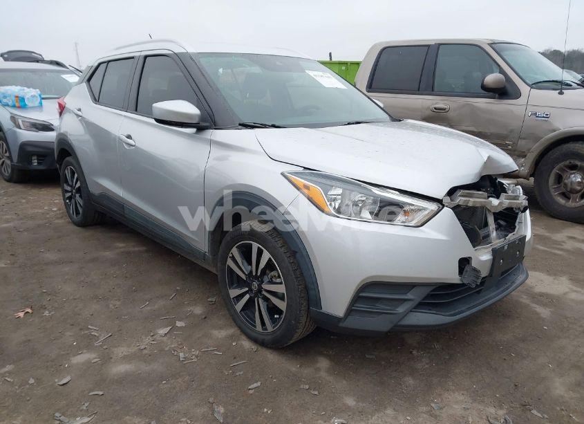 2020 Nissan Kicks SV XTRONIC CVT (VIN 3N1CP5CV5LL526941) main photo