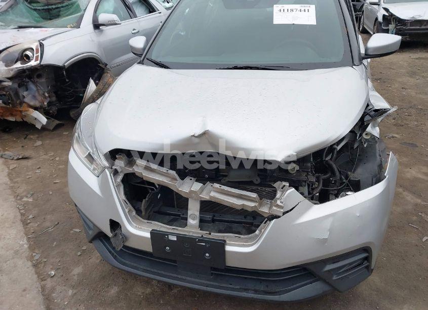 Photo 6 of 2020 Nissan Kicks SV XTRONIC CVT (VIN 3N1CP5CV5LL526941)