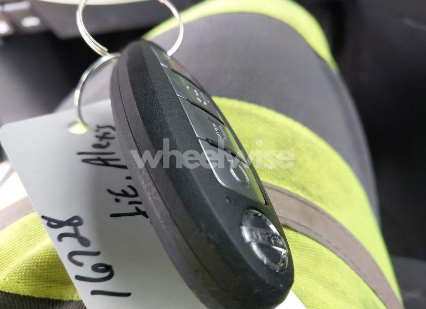 Photo 11 of 2020 Nissan Kicks SV XTRONIC CVT (VIN 3N1CP5CV5LL573791)