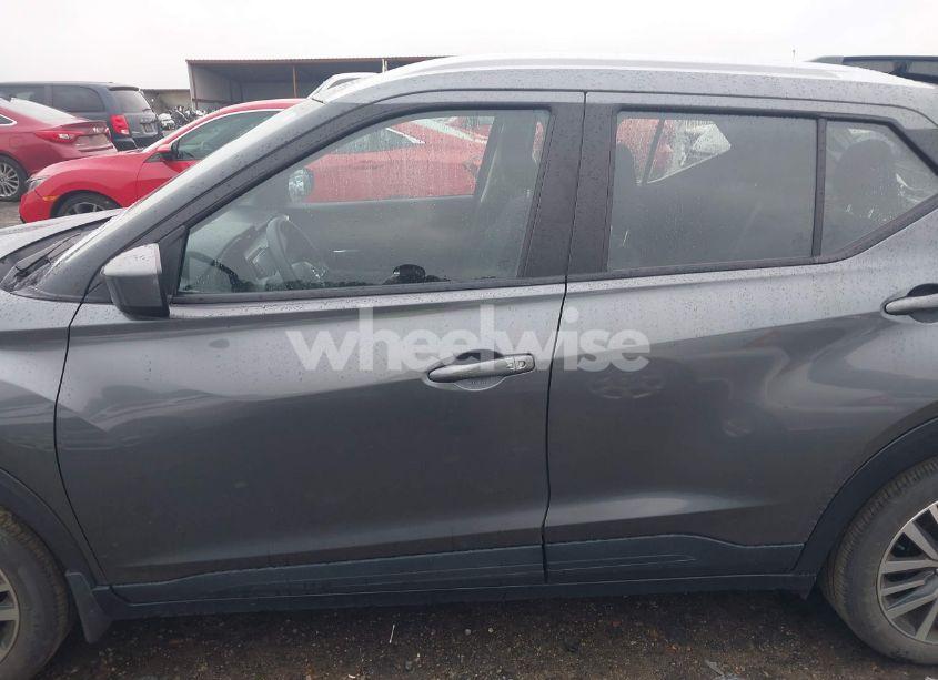 Photo 13 of 2021 Nissan Kicks SV XTRONIC CVT (VIN 3N1CP5CV5ML467665)