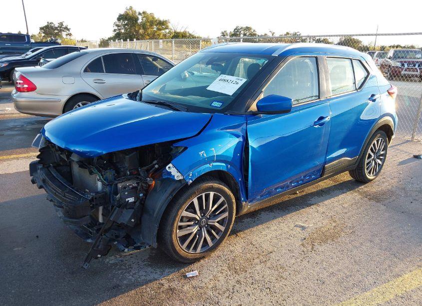 Photo 2 of 2021 Nissan Kicks SV (VIN 3N1CP5CV5ML483056)