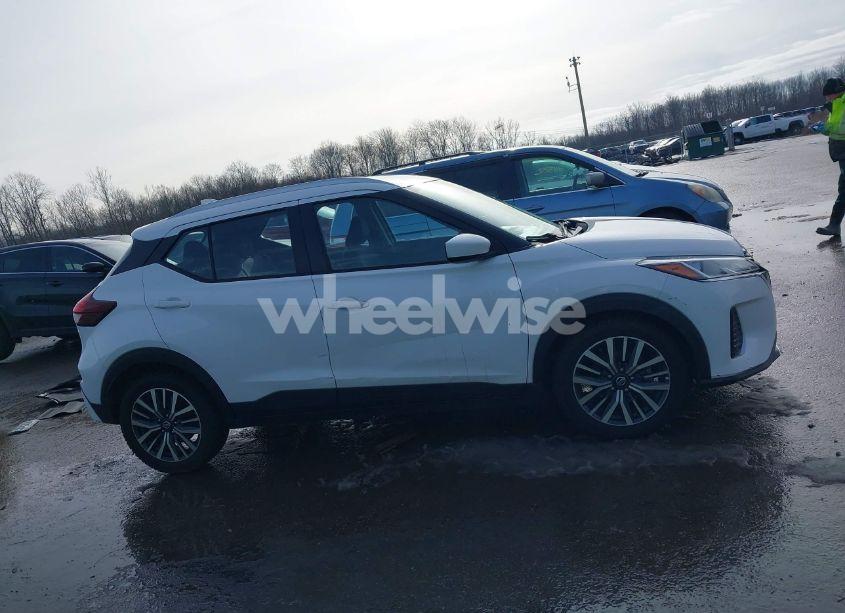 Photo 13 of 2021 Nissan Kicks SV XTRONIC CVT (VIN 3N1CP5CV5ML484398)