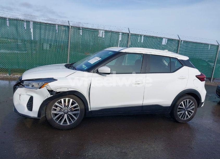 Photo 14 of 2021 Nissan Kicks SV XTRONIC CVT (VIN 3N1CP5CV5ML484398)