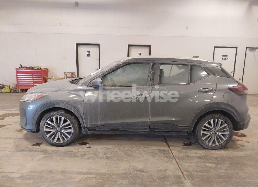 Photo 14 of 2021 Nissan Kicks SV (VIN 3N1CP5CV5ML487236)
