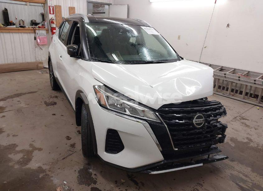 2021 Nissan Kicks SV XTRONIC CVT (VIN 3N1CP5CV5ML537388) main photo