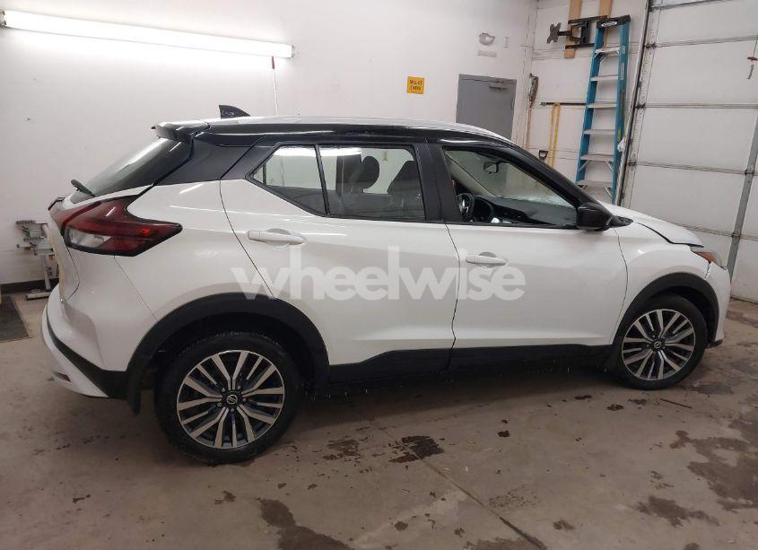 Photo 14 of 2021 Nissan Kicks SV XTRONIC CVT (VIN 3N1CP5CV5ML537388)