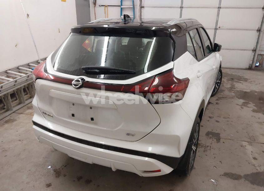 Photo 4 of 2021 Nissan Kicks SV XTRONIC CVT (VIN 3N1CP5CV5ML537388)