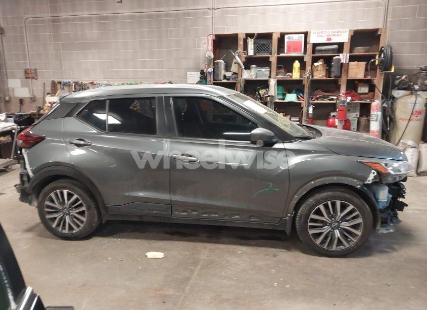 Photo 14 of 2022 Nissan Kicks SV XTRONIC CVT (VIN 3N1CP5CV5NL486055)