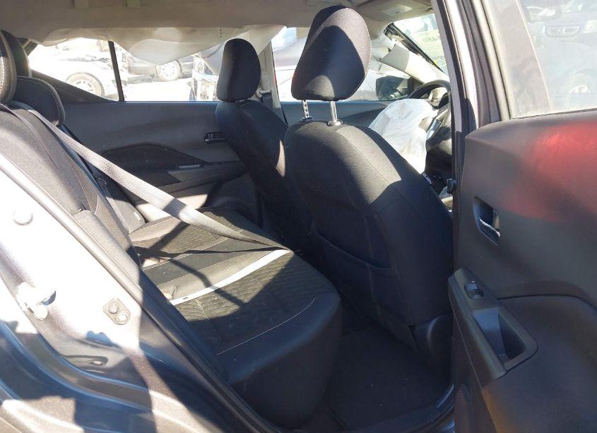 Photo 8 of 2022 Nissan Kicks SV XTRONIC CVT (VIN 3N1CP5CV5NL487576)