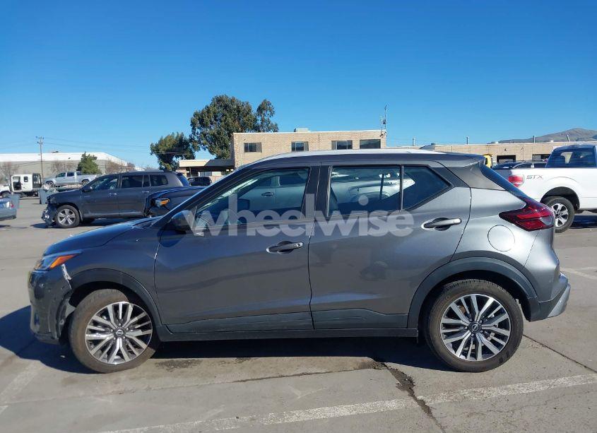 Photo 14 of 2022 Nissan Kicks SV XTRONIC CVT (VIN 3N1CP5CV5NL522035)