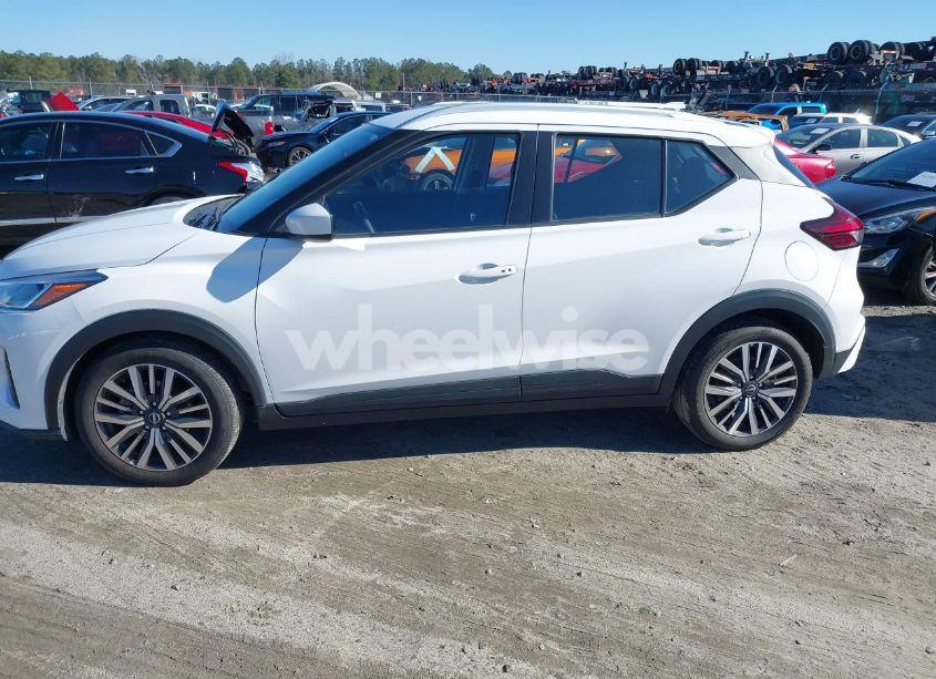 Photo 13 of 2023 Nissan Kicks SV XTRONIC CVT (VIN 3N1CP5CV5PL478234)