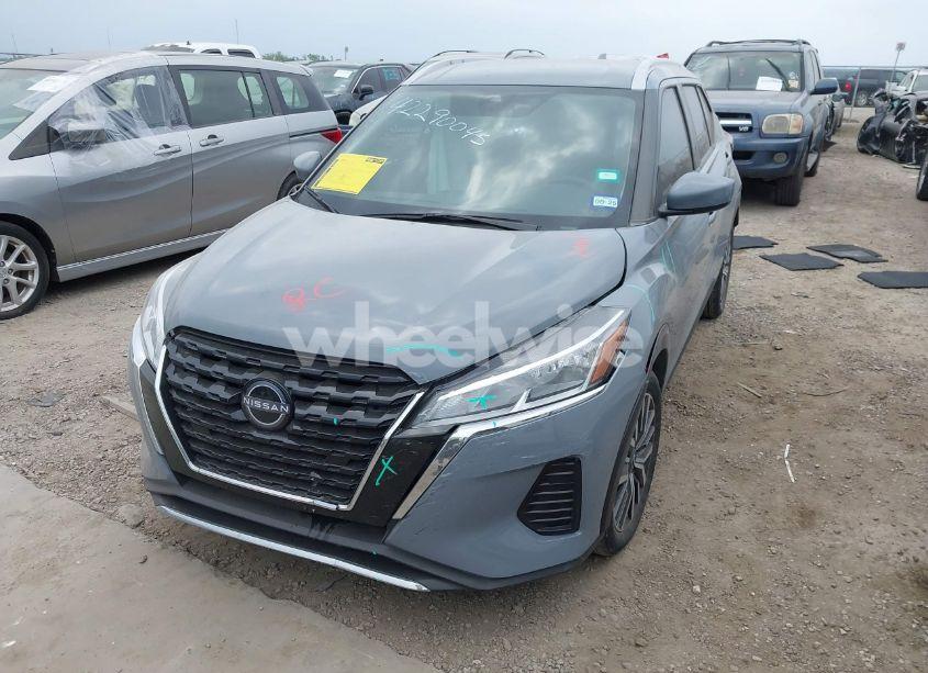 Photo 2 of 2023 Nissan Kicks SV XTRONIC CVT (VIN 3N1CP5CV5PL562537)