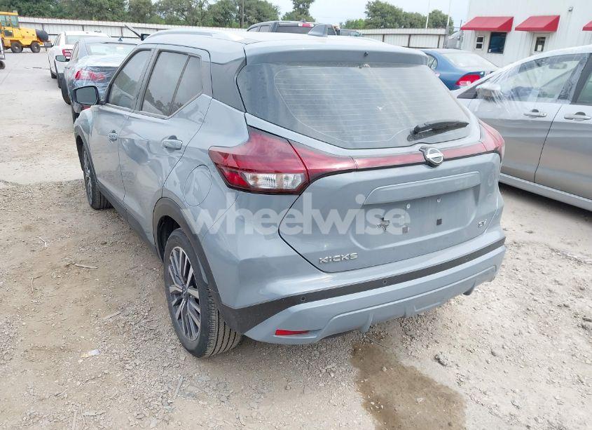 Photo 3 of 2023 Nissan Kicks SV XTRONIC CVT (VIN 3N1CP5CV5PL562537)