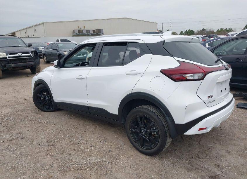 Photo 3 of 2023 Nissan Kicks SV XTRONIC CVT (VIN 3N1CP5CV5PL574347)