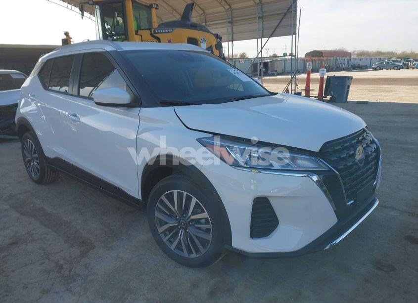 2024 Nissan Kicks SV XTRONIC CVT (VIN 3N1CP5CV5RL567806) main photo