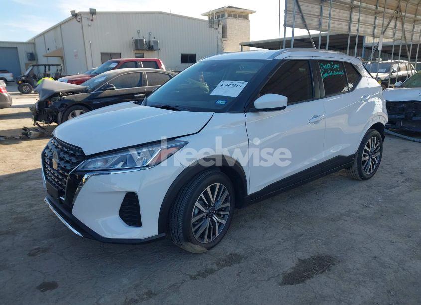 Photo 2 of 2024 Nissan Kicks SV XTRONIC CVT (VIN 3N1CP5CV5RL567806)