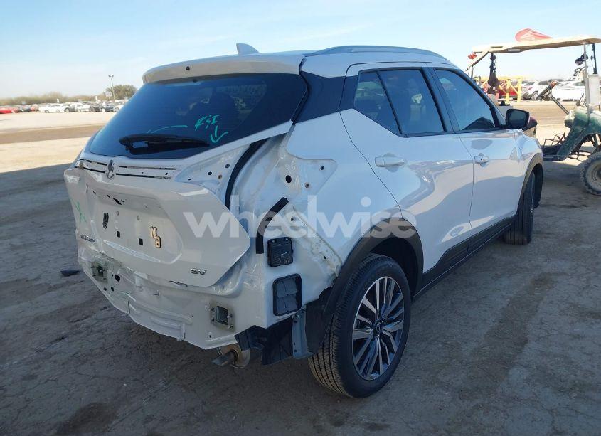 Photo 4 of 2024 Nissan Kicks SV XTRONIC CVT (VIN 3N1CP5CV5RL567806)