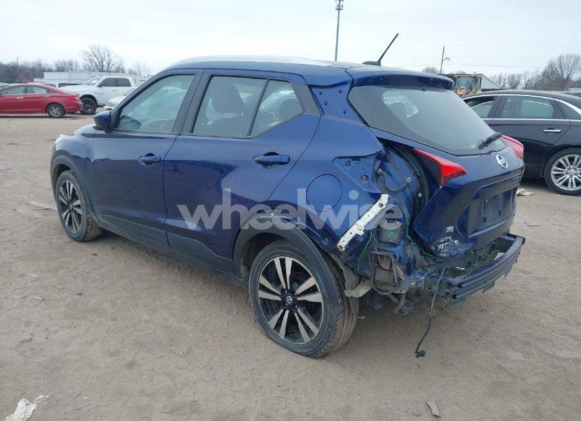 Photo 3 of 2020 Nissan Kicks SV XTRONIC CVT (VIN 3N1CP5CV6LL500932)