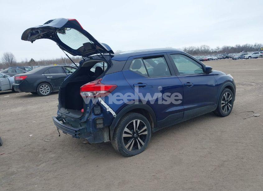 Photo 4 of 2020 Nissan Kicks SV XTRONIC CVT (VIN 3N1CP5CV6LL500932)