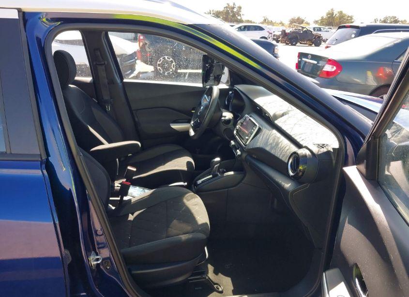 Photo 5 of 2020 Nissan Kicks SV XTRONIC CVT (VIN 3N1CP5CV6LL525359)