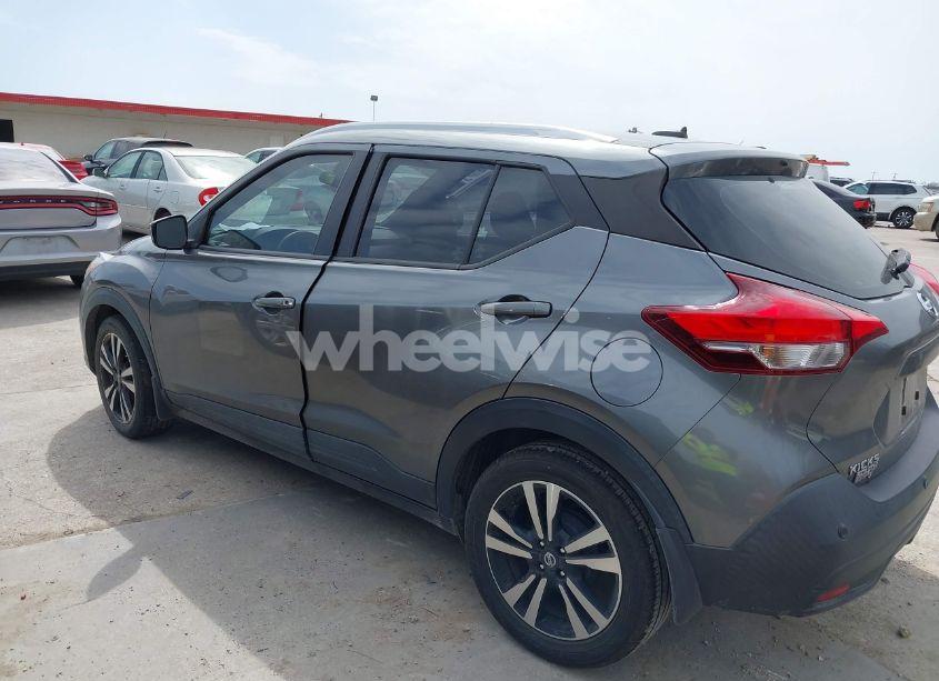 Photo 14 of 2020 Nissan Kicks SV XTRONIC CVT (VIN 3N1CP5CV6LL541397)