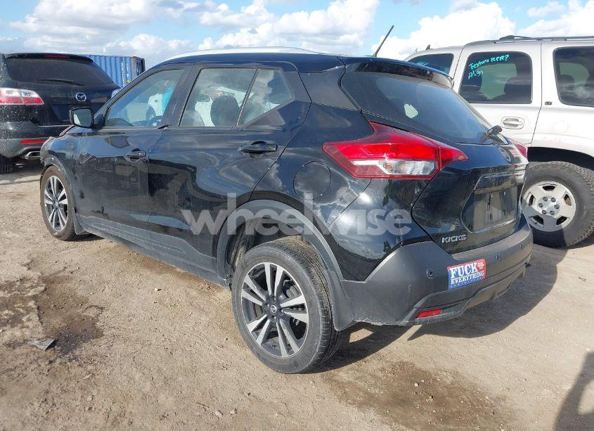 Photo 3 of 2020 Nissan Kicks SV XTRONIC CVT (VIN 3N1CP5CV6LL546714)