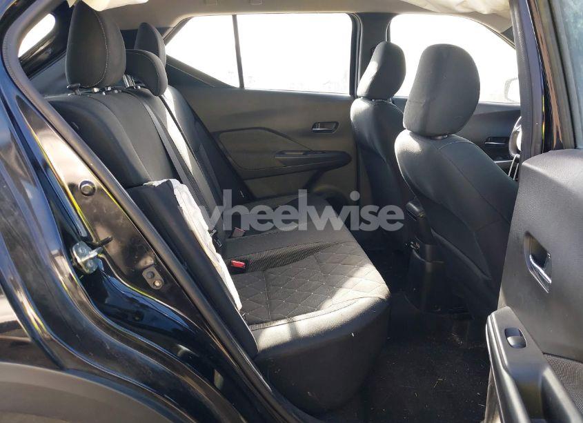 Photo 8 of 2020 Nissan Kicks SV XTRONIC CVT (VIN 3N1CP5CV6LL546714)