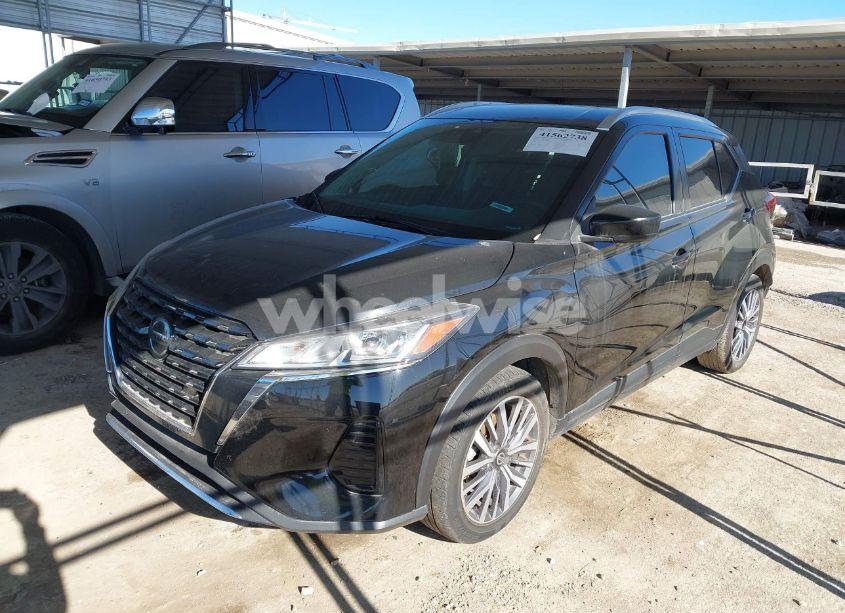 Photo 2 of 2021 Nissan Kicks SV XTRONIC CVT (VIN 3N1CP5CV6ML469067)