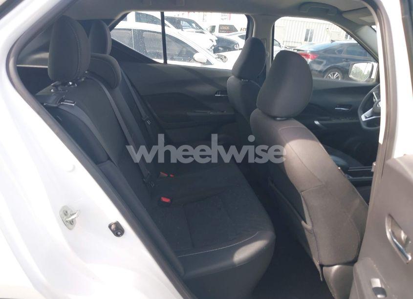 Photo 8 of 2021 Nissan Kicks SV XTRONIC CVT (VIN 3N1CP5CV6ML470882)