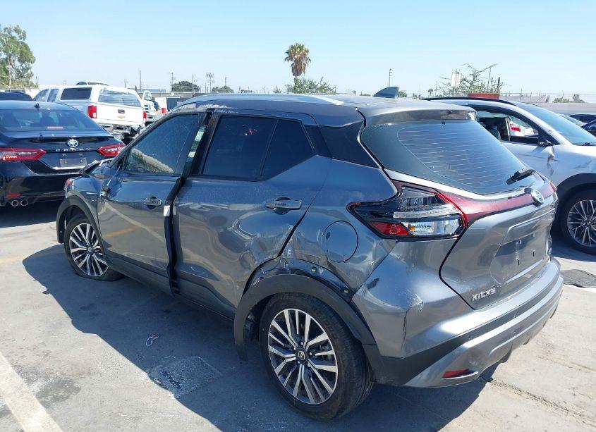Photo 3 of 2021 Nissan Kicks SV XTRONIC CVT (VIN 3N1CP5CV6ML471871)