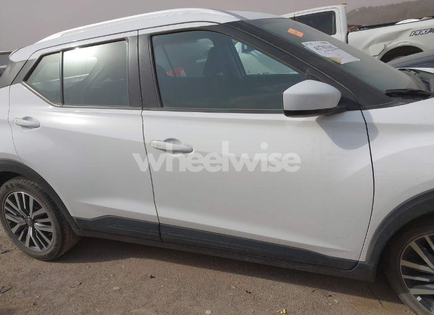 Photo 13 of 2021 Nissan Kicks SV XTRONIC CVT (VIN 3N1CP5CV6ML480697)